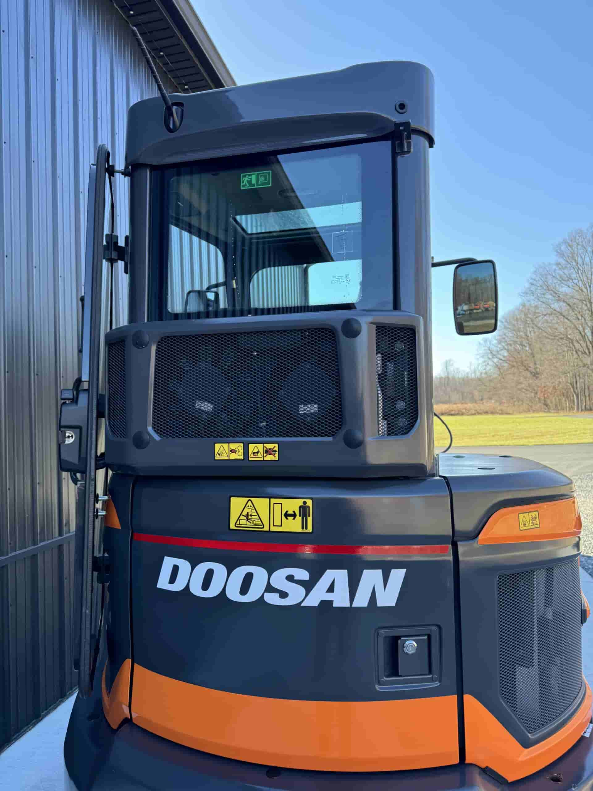 2022 DOOSAN DX35Z-7 LIKE NEW!
